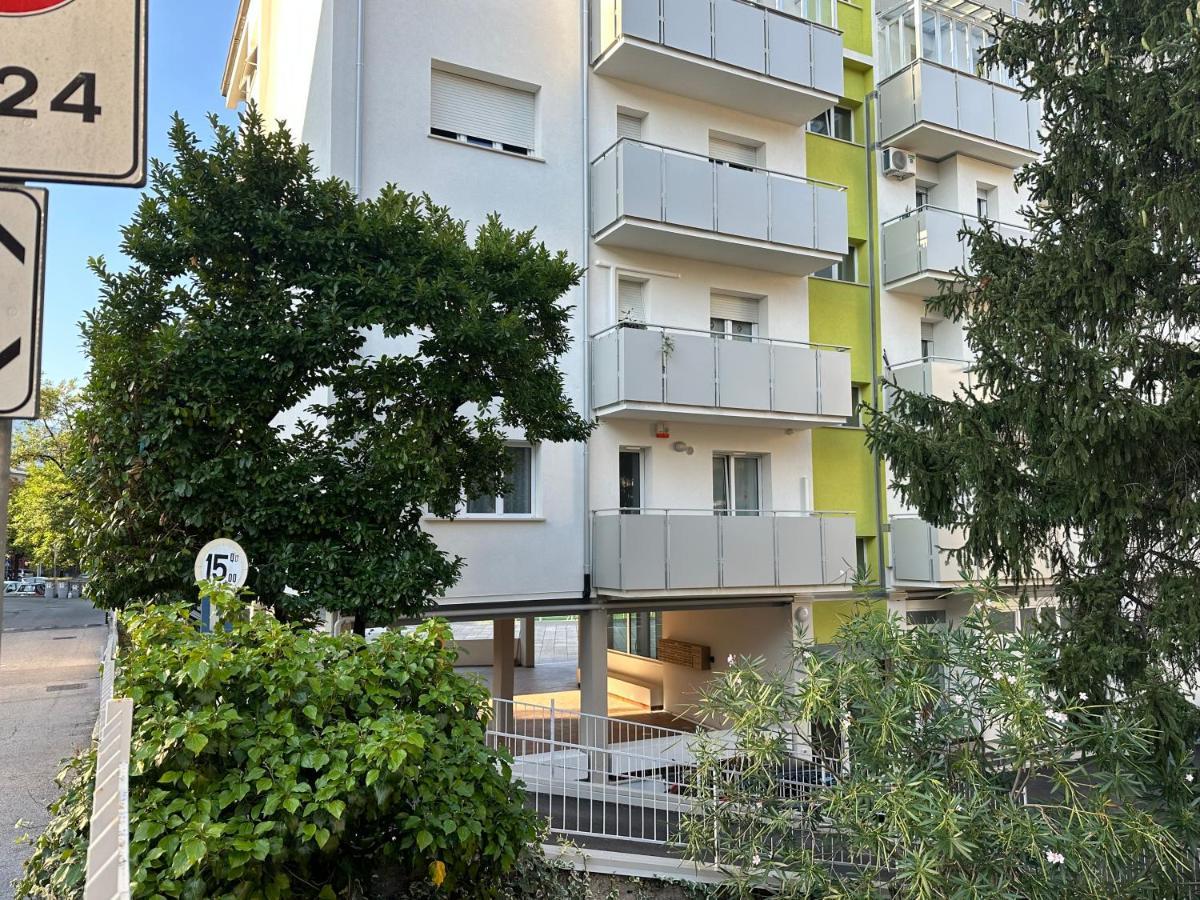 Residence Biancoverde ロヴェレート エクステリア 写真
